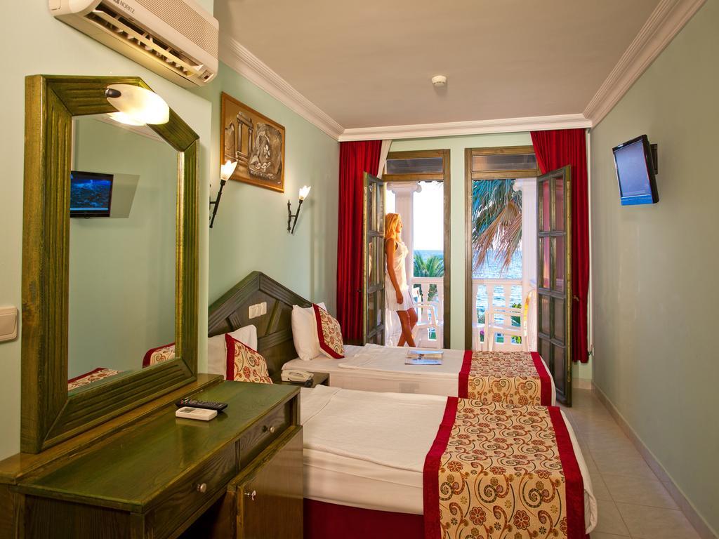 Club Tarhan Beach ديديم الغرفة الصورة