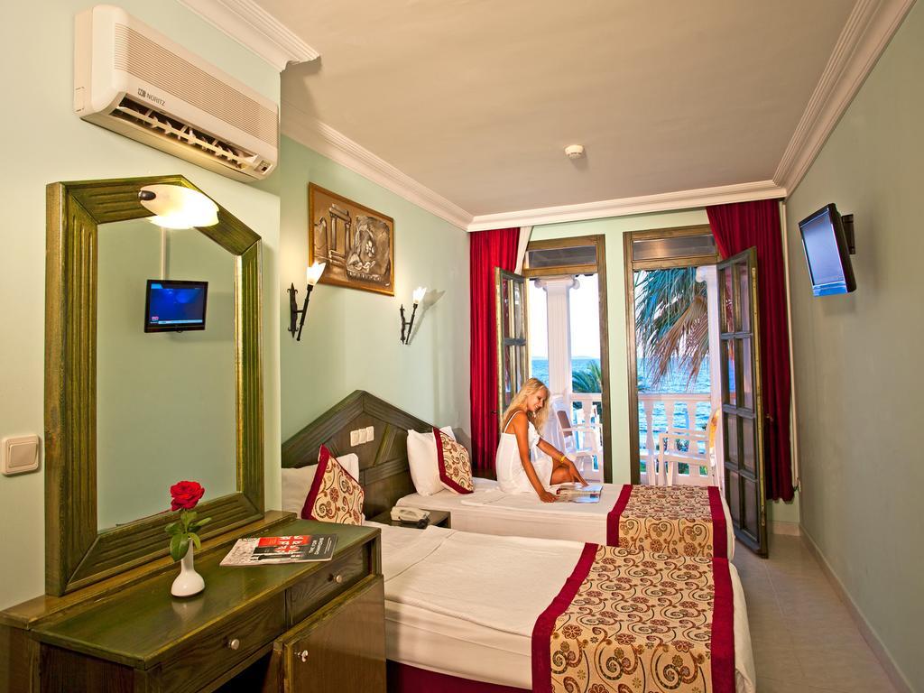 Club Tarhan Beach ديديم الغرفة الصورة